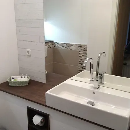 Am Reinhardswald -buchenzweig- Appartement *